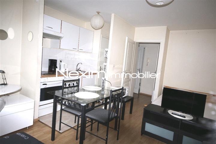 LILLE Appartement STUDIO MEUBLE
