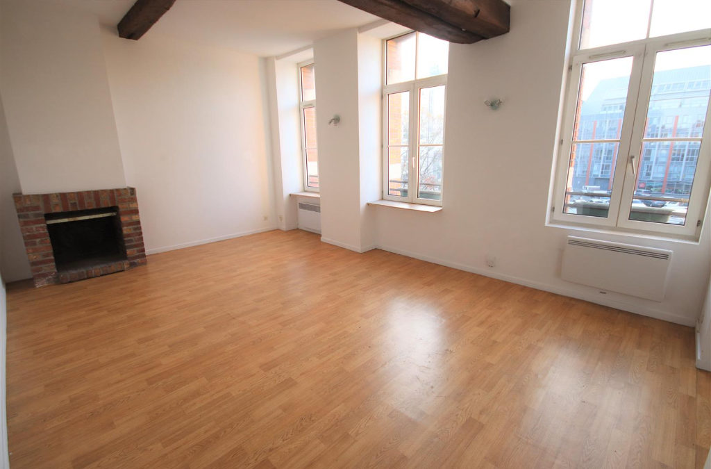 A VENDRE – T2 PLACE RIHOUR – LILLE