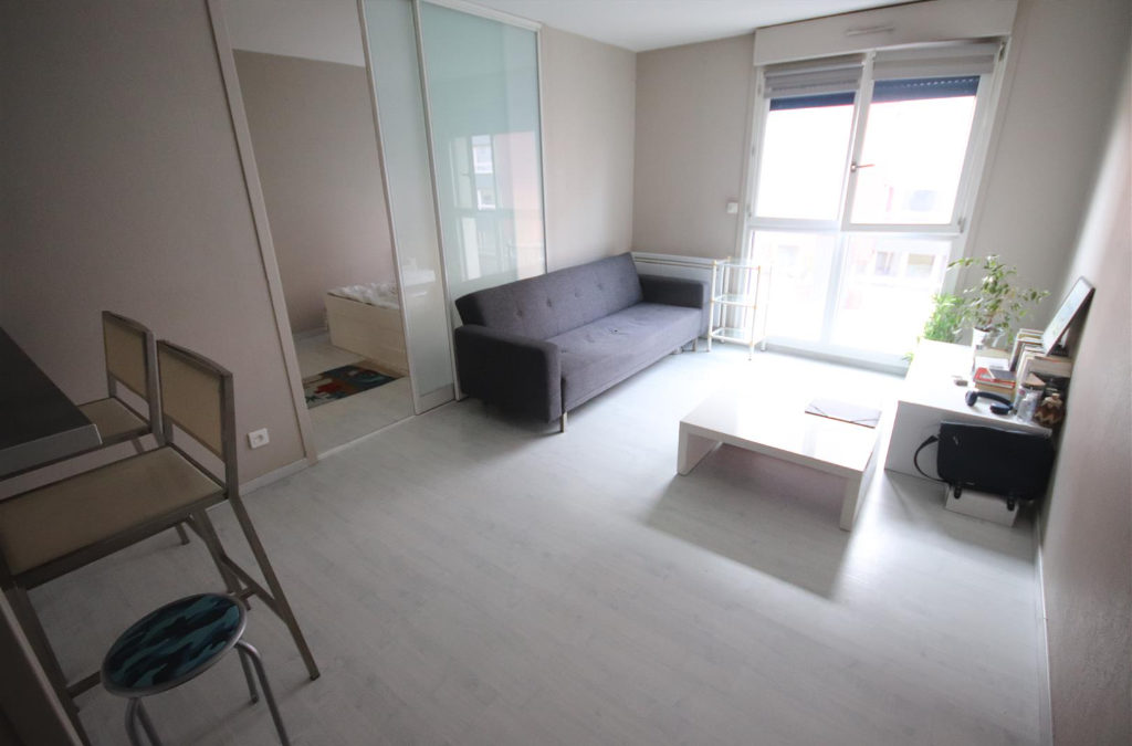 A VENDRE – T2 – RUE NATIONALE – PROCHE CATHO