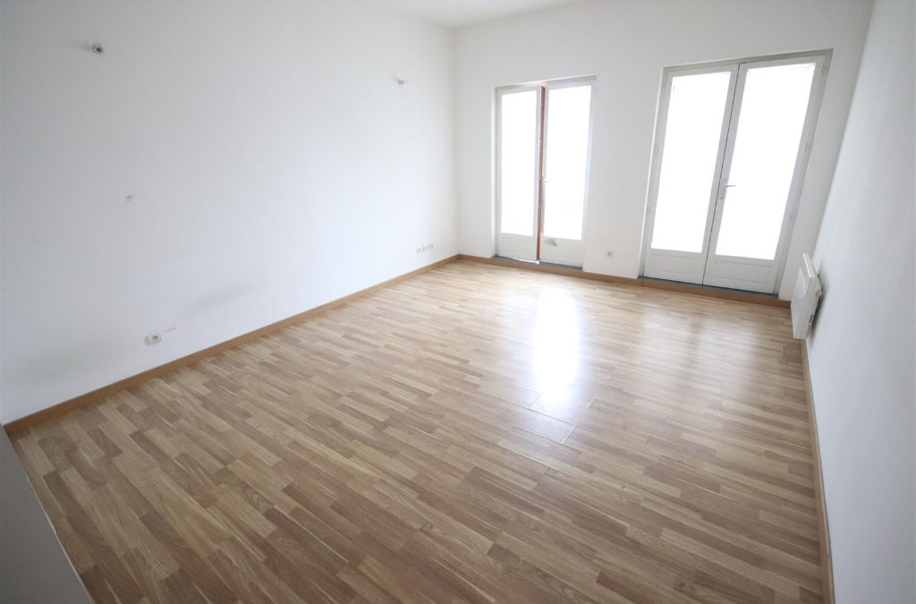 A VENDRE – PLATEAU BRUT – CATHO/VAUBAN