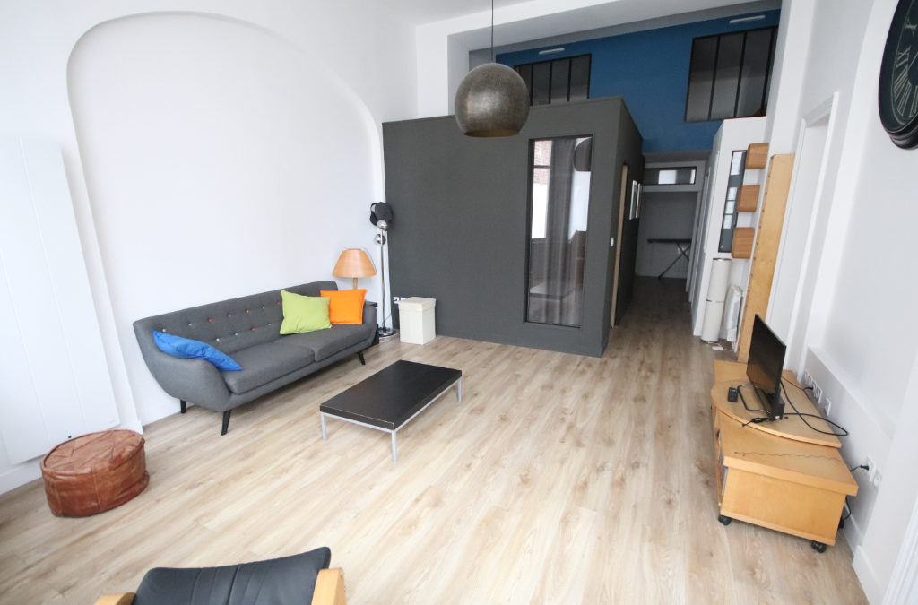 T2 BIS MEUBLÉ de 82.41 m², rue Nicolas Leblanc – Républiques Beaux Arts