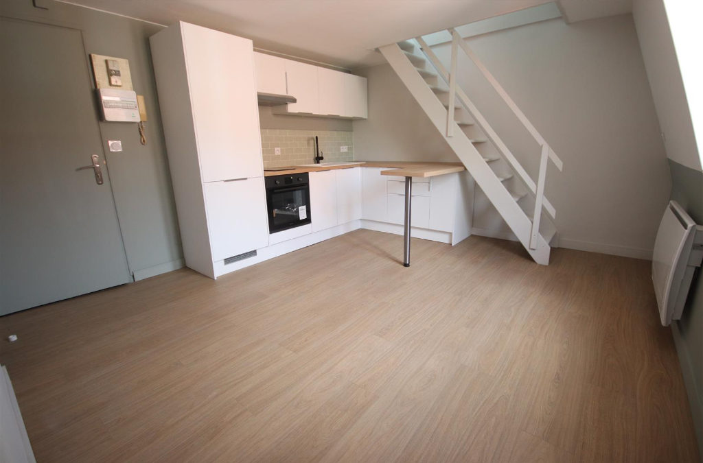 A VENDRE – Appartement de type 1 bis refait à neuf  – Jean Baptiste Lebas