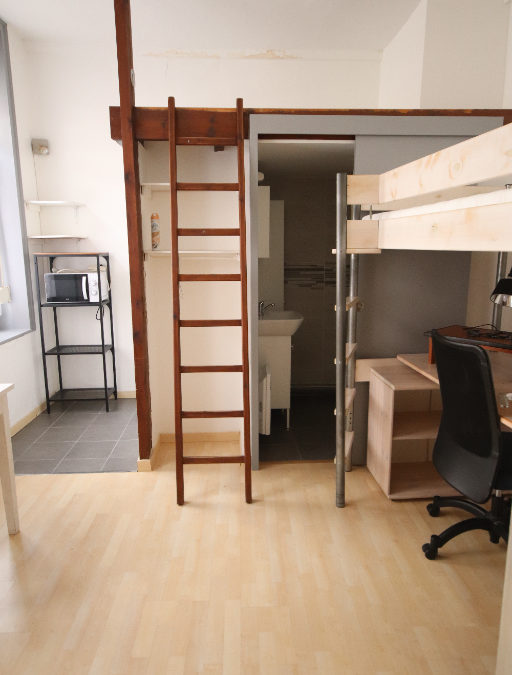 Studio MEUBLÉ de 16 m², rue Adolphe, Vauban