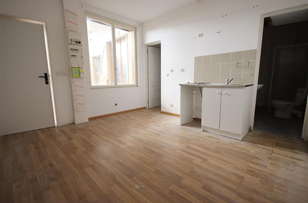 A VENDRE – T1 bis de 23.14m² – CATHO/Nationale