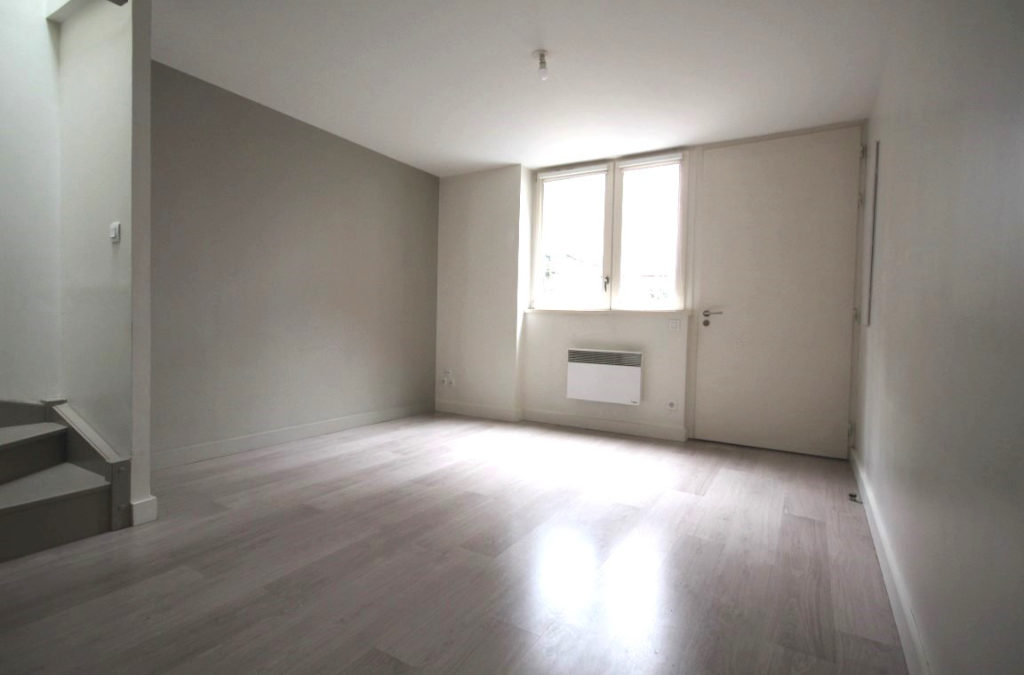 T2 en duplex de 42 m², place de la République