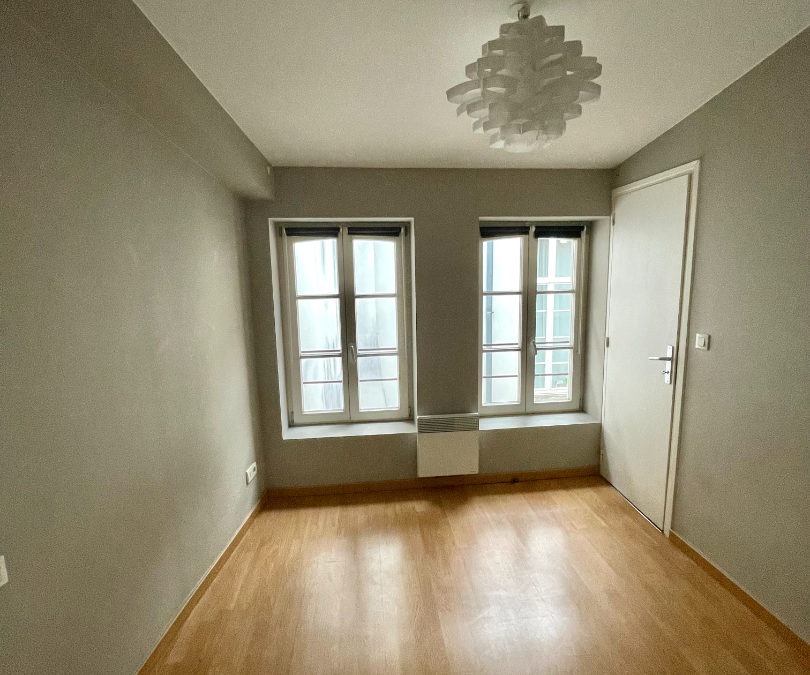 A VENDRE – 2 pièces – VIEUX LILLE – rue Saint André