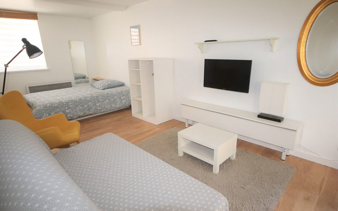 STUDIO MEUBLÉ de 30 m², rue Coquerez – Place aux oignons – Vieux Lille