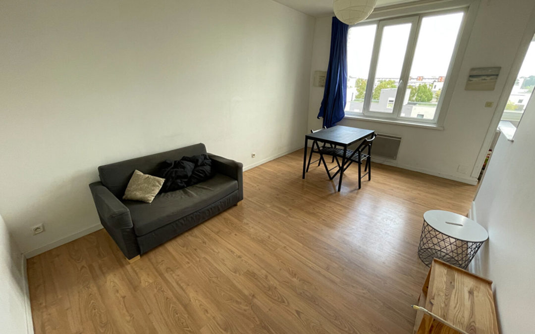 A VENDRE-  T2 au dernier étage d&rsquo;une petite copropriété – Jardin des plantes