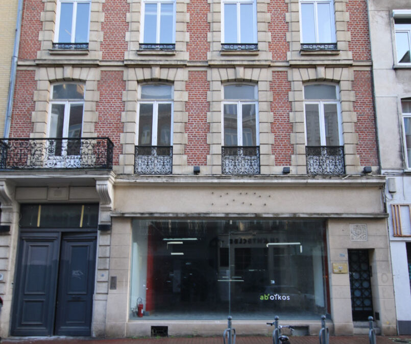 A VENDRE – Local commercial ou professionnel 860 m2 avec sous-sol – LILLE REPUBLIQUE