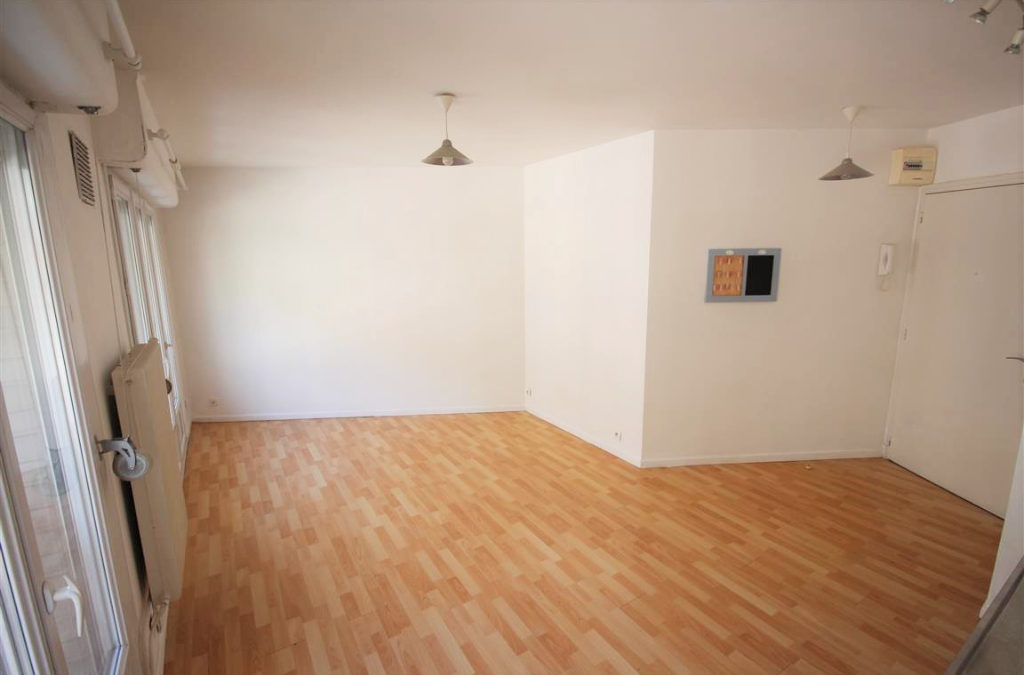 STUDIO de 24 m², rue du Général de Wett – EURASANTÉ