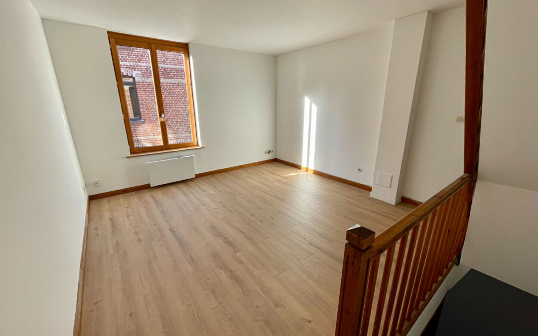 A VENDRE – Maison de courée semi mitoyenne en bon état – LILLE CENTRE / WAZEMMES