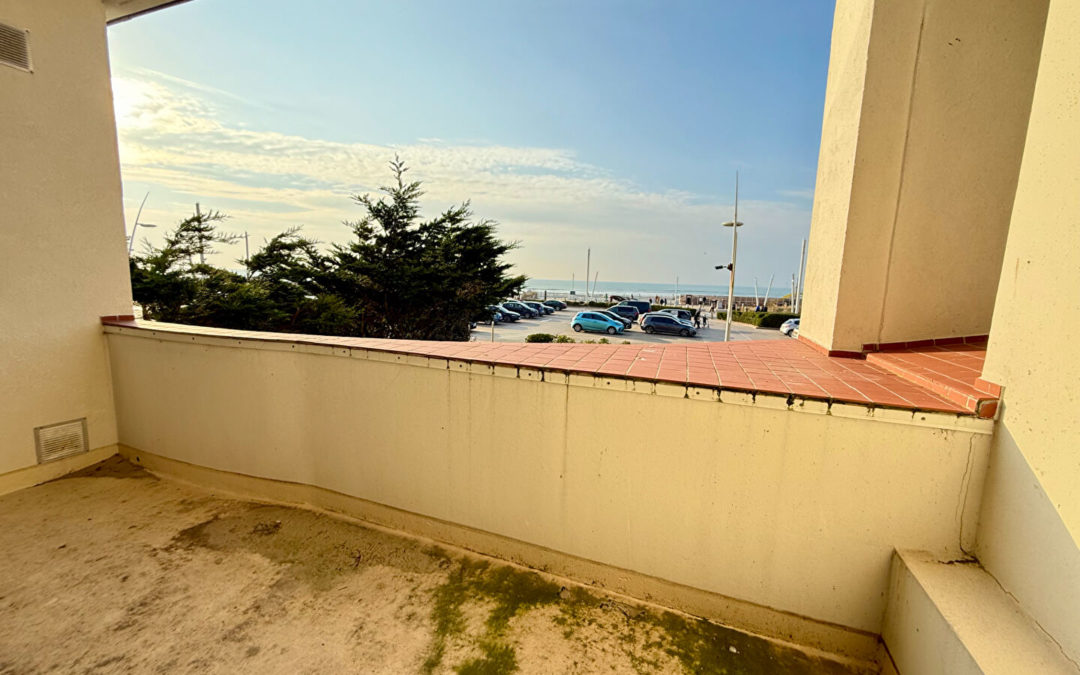 EMPLACEMENT EXCEPTIONEL – Appartement de Type 3 avec balcon – Front de Mer – LE TOUQUET PARIS PLAGE