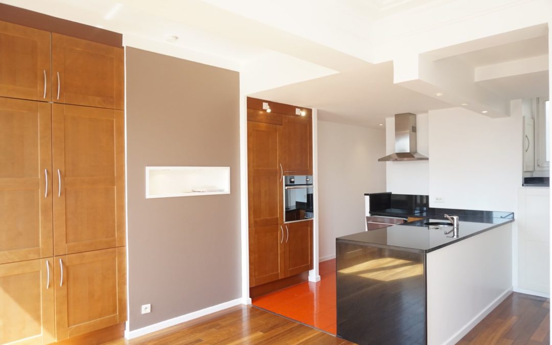 Très beau T3 de 66m2 situé rue du Molinel au 6ème étage d’une copropriété sécurisée avec ascenseur