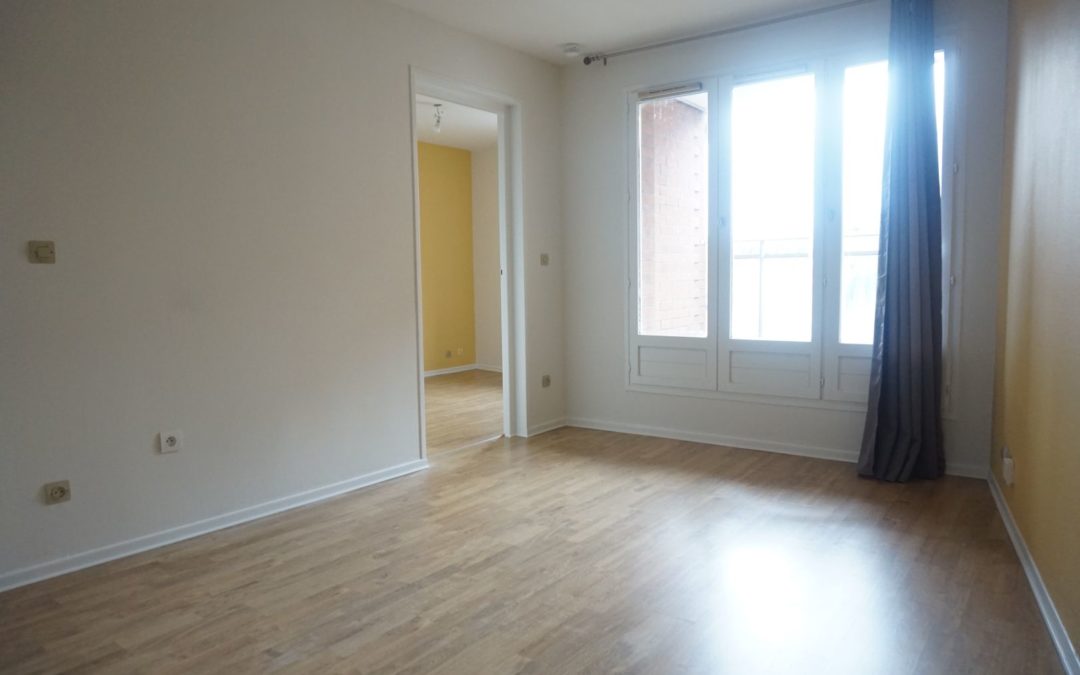 T2 en résidence avec balcon et parking