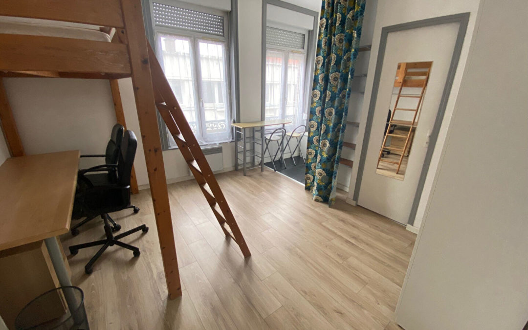 Studio MEUBLÉ de 17.63 m², rue Adolphe, VAUBAN