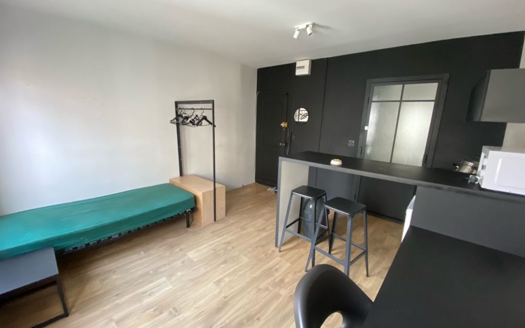 Très beau studio rue des bouchers – VIEUX LILLE