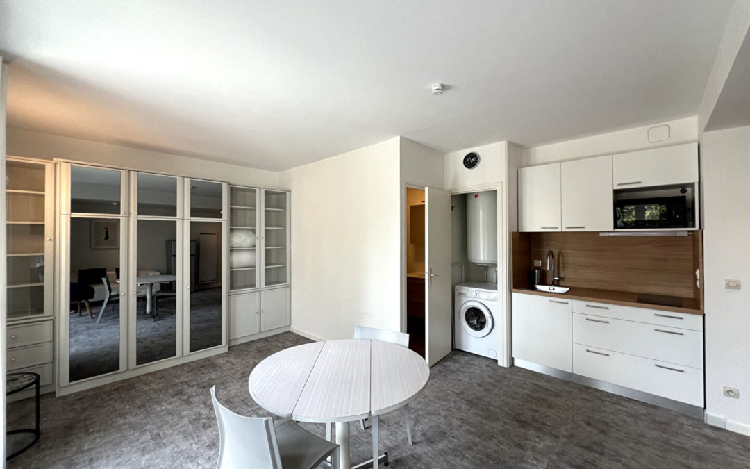 Studio meublé entièrement refait à neuf de 32.48 m2, LILLE CENTRE
