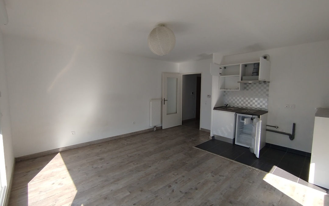 BEAU STUDIO MODERNE DANS RESIDENCE A CAPINGHEM