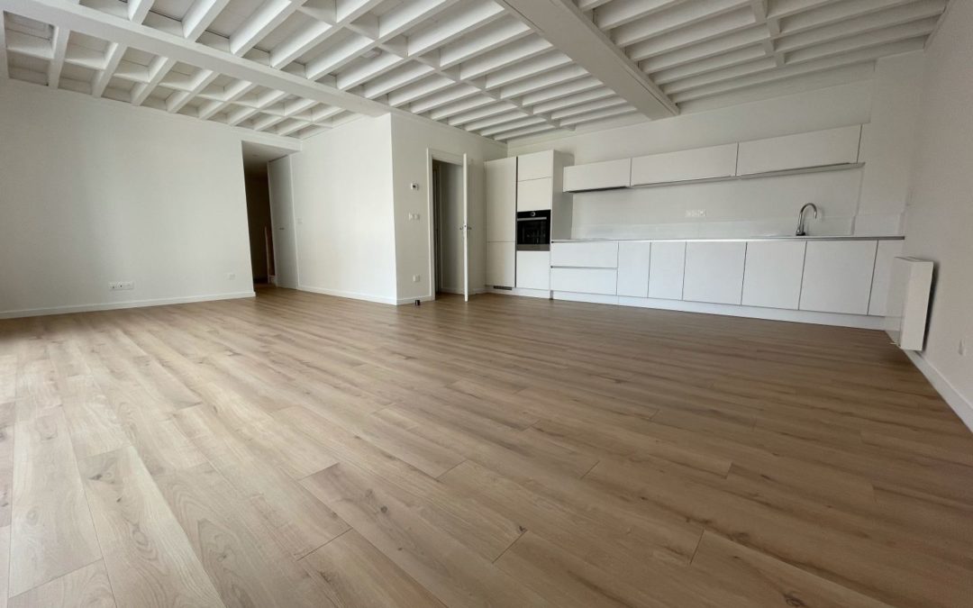 T5 entièrement rénove, Quartier République Beaux Arts, avec Parking !
