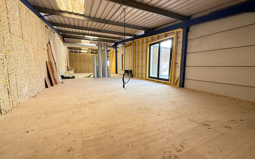 Plateau de bureaux avec terrasse – LOMME MITTERIE