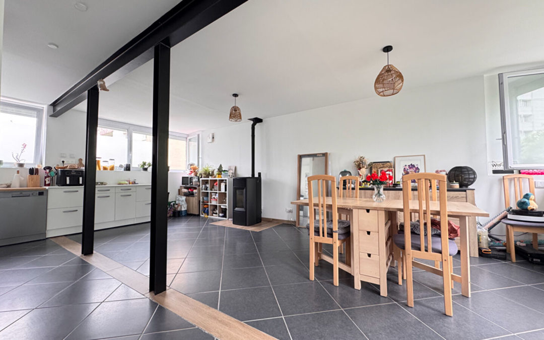MAISON LAMBERSART AVEC JARDIN ET GARAGE