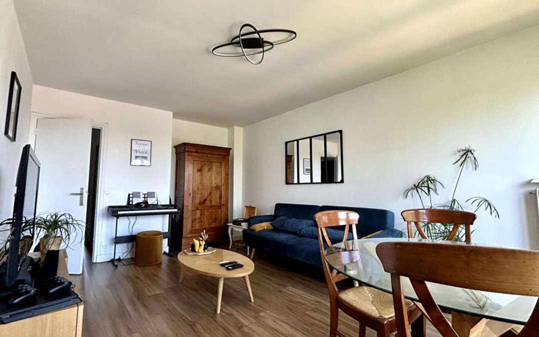 APPARTEMENT T3 DERNIER ÉTAGE AVEC CAVE, PARKING ET GARAGE – WASQUEHAL PAVÉ DE LILLE