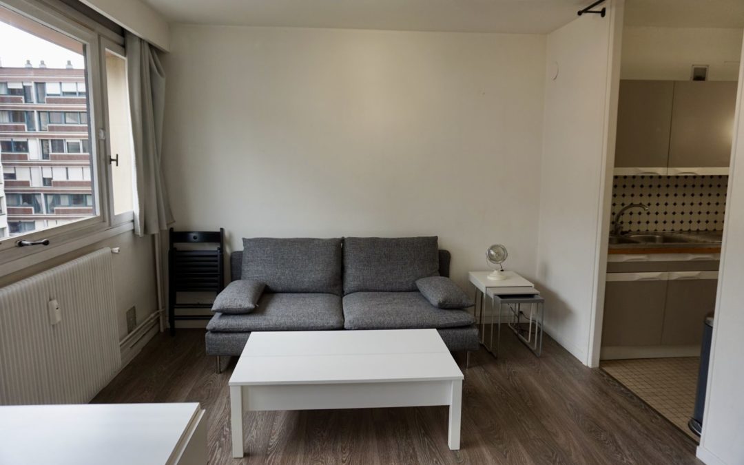 STUDIO MEUBLE de 30.61m2 situé rue Gustave Delory – LILLE CENTRE