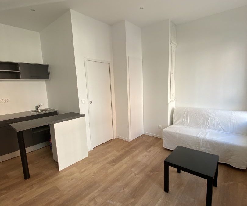 BEAU STUDIO MEUBLE – SECTEUR CATHO / VAUBAN !