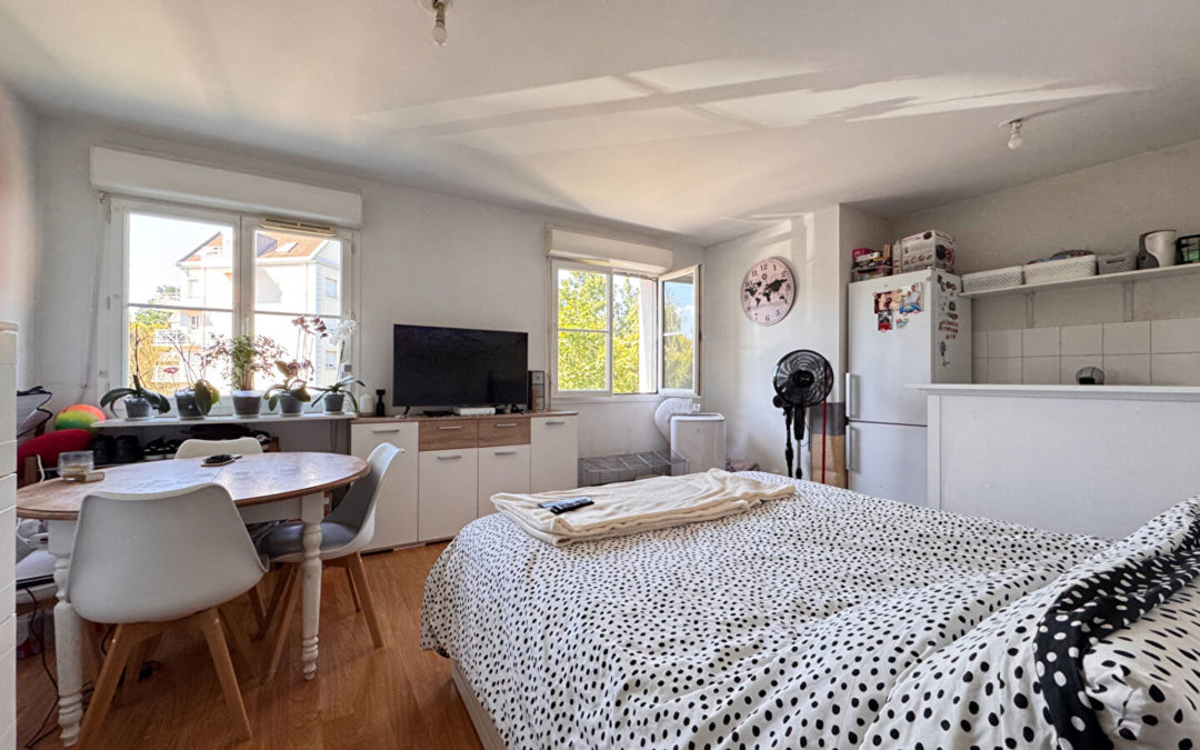 APPARTEMENT AVEC PARKING