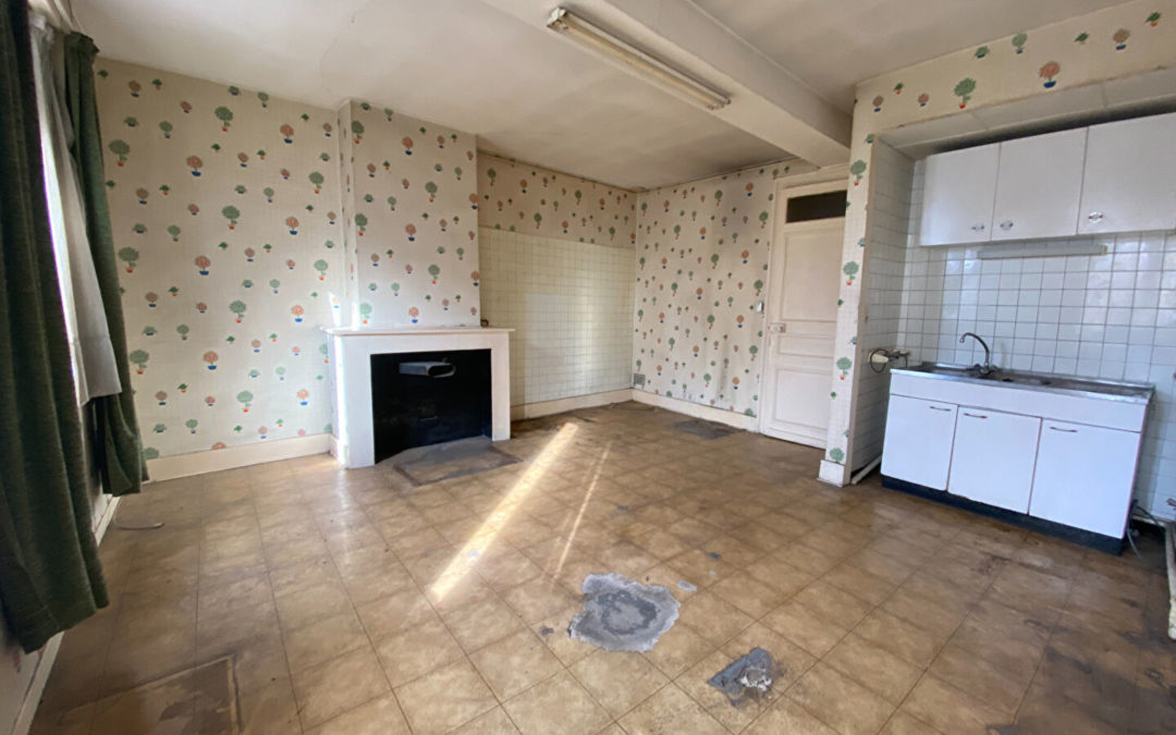APPARTEMENT À RÉNOVER – RUE DE DOUAI