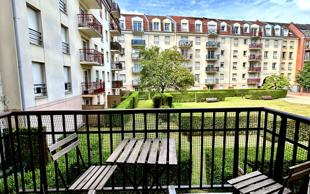 APPARTEMENT T3 AVEC BALCON, CAVE ET GARAGE – VIEUX-LILLE