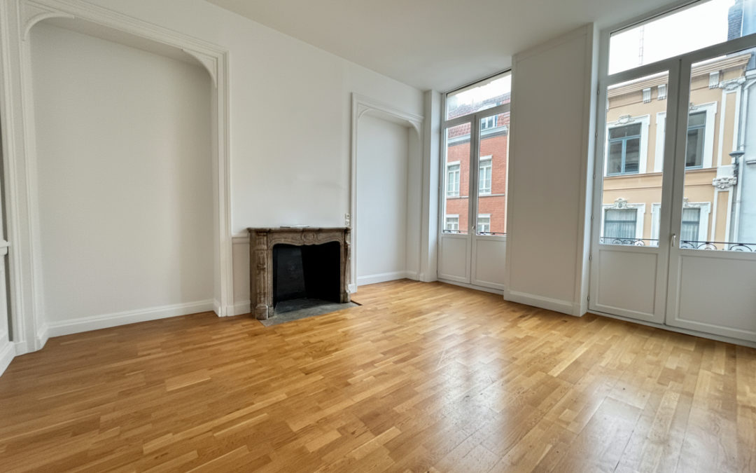 TYPE 3 DANS IMMEUBLE BOURGEOIS – PALAIS RAMEAU