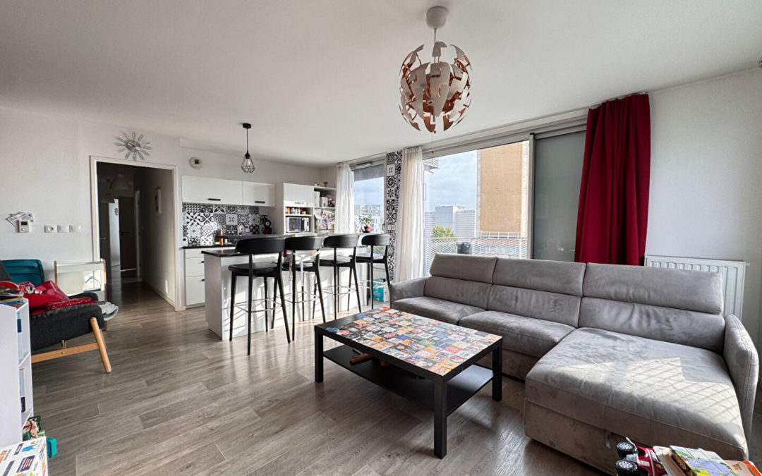 APPARTEMENT T4 AVEC BALCON ET PARKING