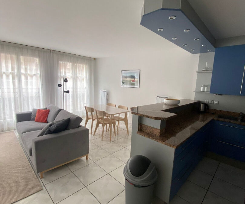 À LOUER – T2 MEUBLÉ  de 75.71 m², Place aux Bleuets