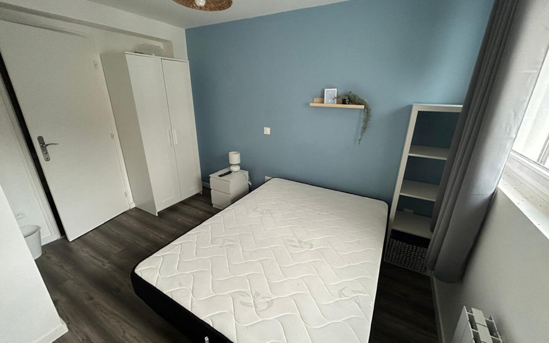 Chambre de 12.94m2 dans une colocation de 11 chambres – SOLFERINO