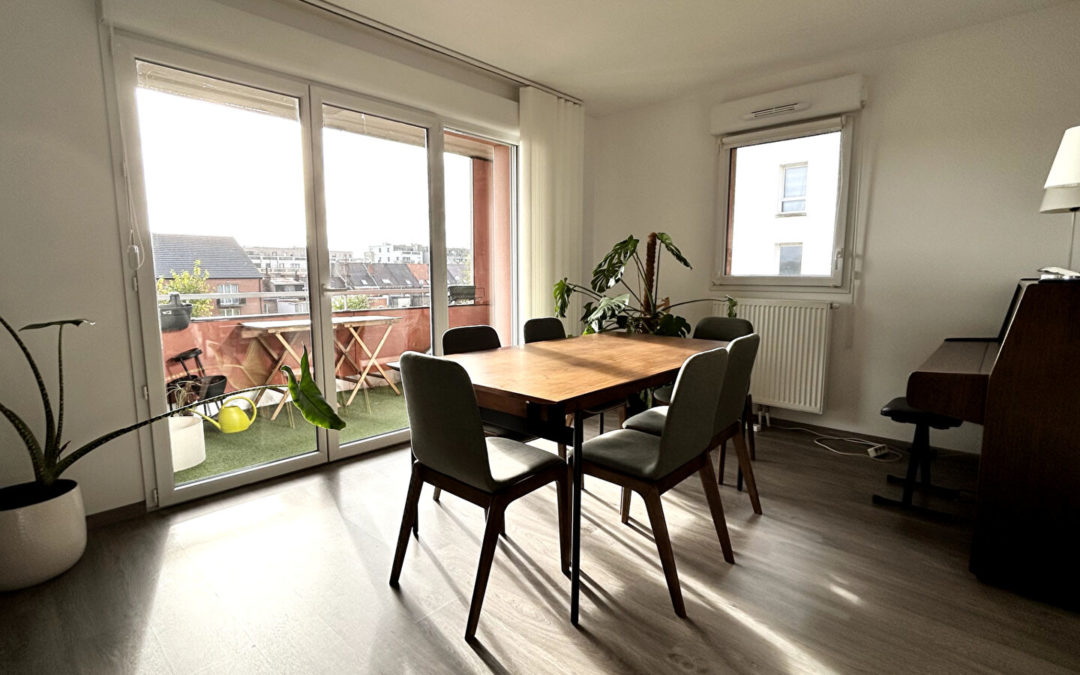 APPARTEMENT T4 AVEC BALCON/TERRASSE, GRAND GARAGE, PARKING ET CAVE