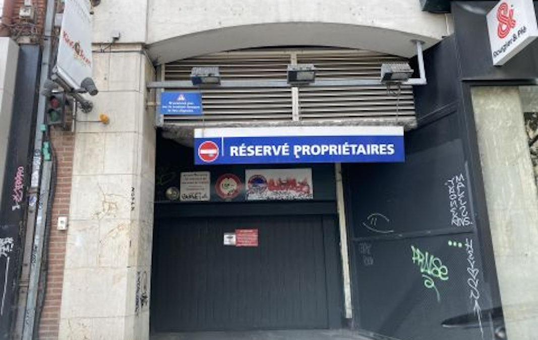 Place de parking couverte – HYPERCENTRE DE LILLE