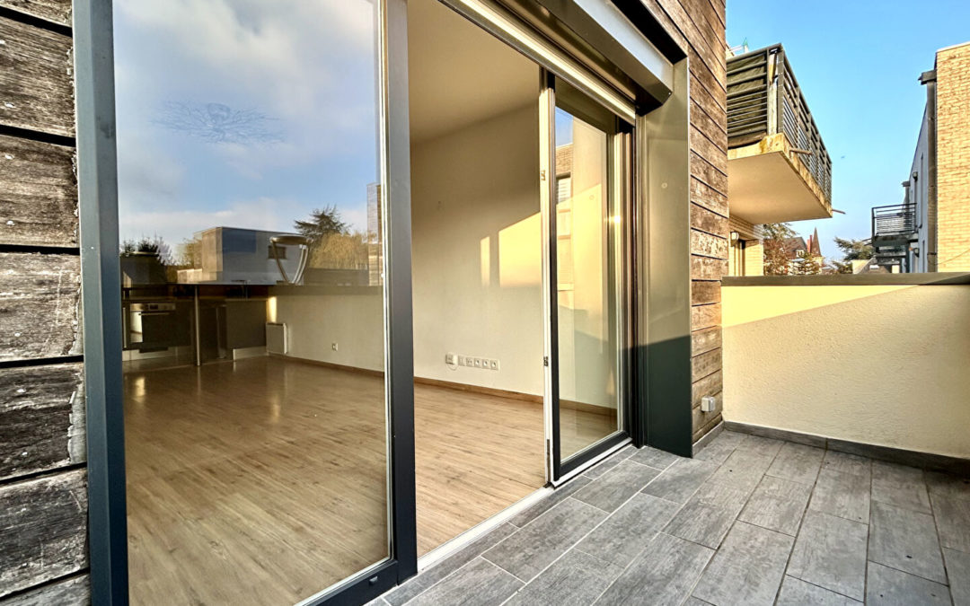 APPARTEMENT T2 AVEC BALCON ET PARKING, EXPOSÉ PLEIN SUD