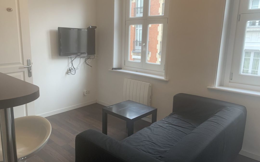 T1 BIS de 19.48 m² rue de la Quenette, avec meubles à disposition- Gares