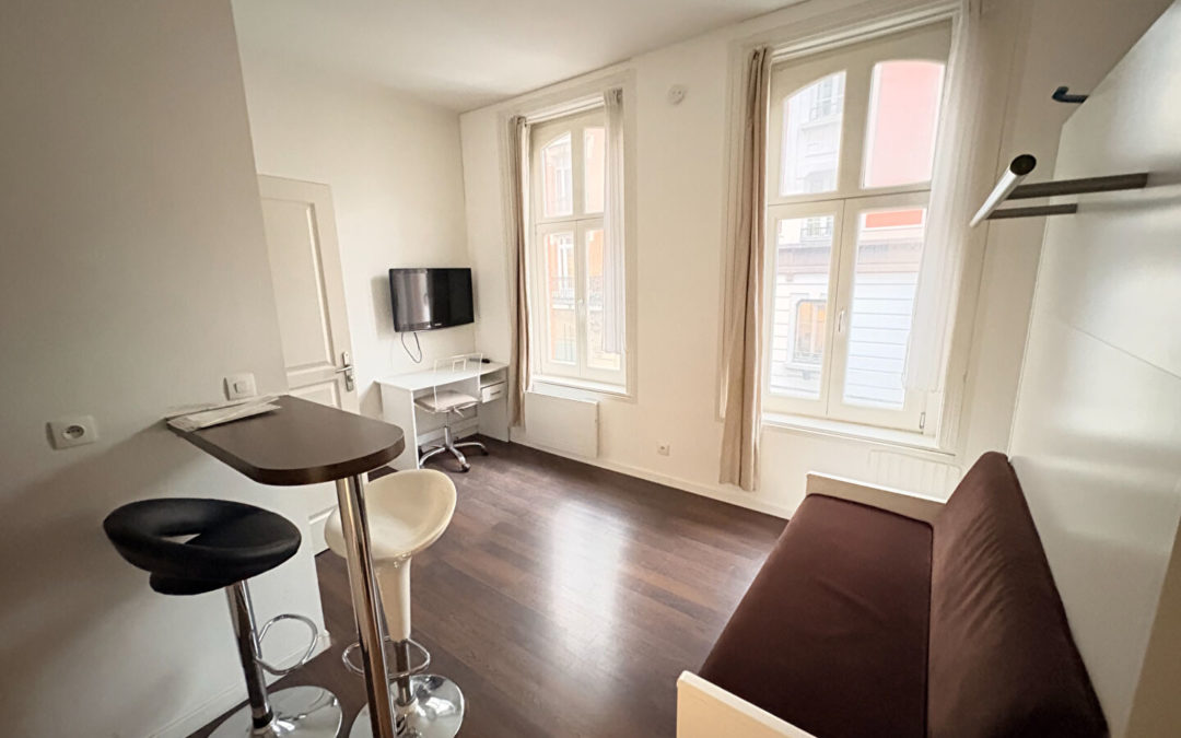Studio situé rue de la Quenette à 2 pas de la gare Lille Flandre.