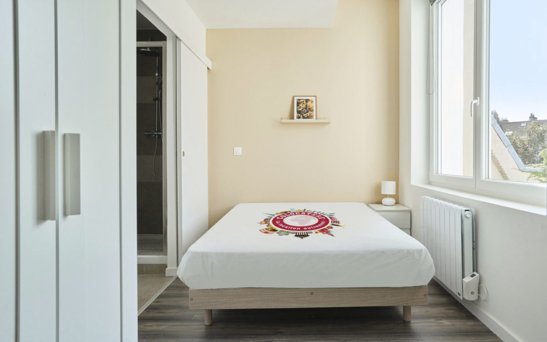 Chambre meublée de 12,33m2 – rue Solférino