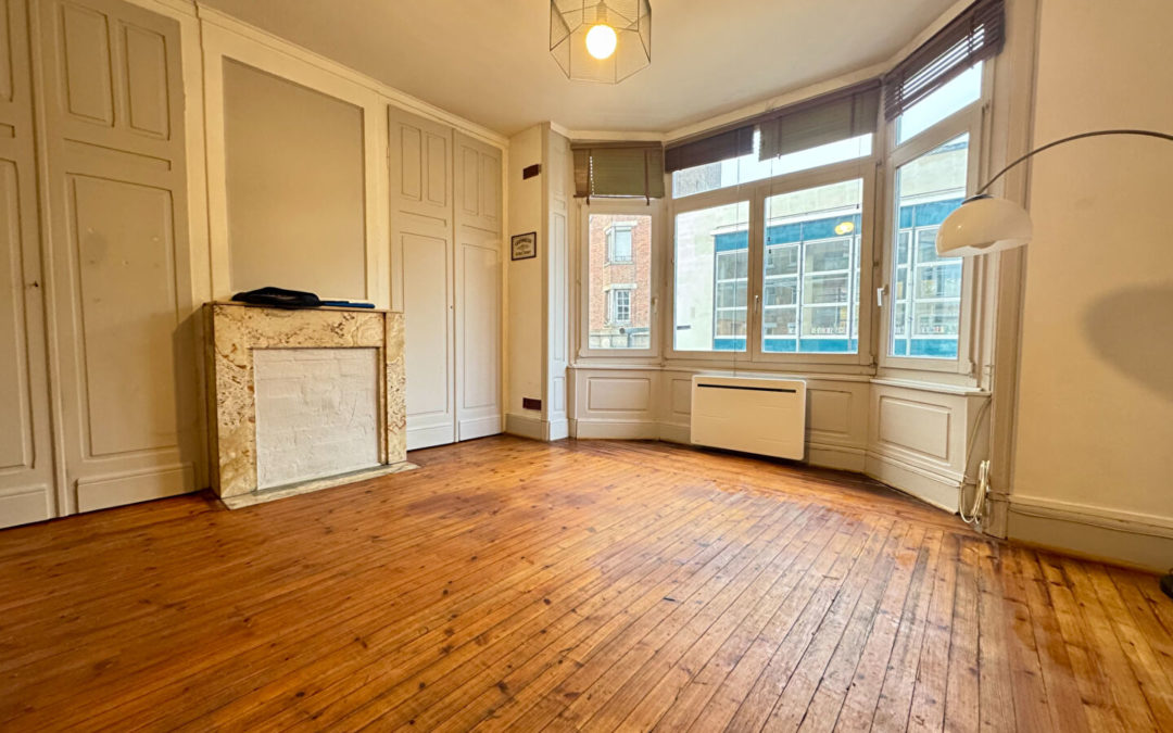 CHARMANT TYPE 2 – HYPERCENTRE