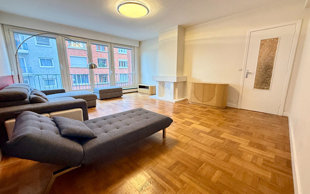 Lille hypercentre ? Spacieux T4 de 105 m² avec cachet, cave et garage possible