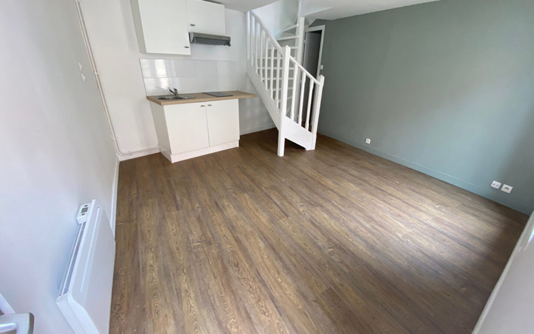 À LOUER – T2 duplex de 33 m², Rue Pierre Legrand – LILLE-FIVES