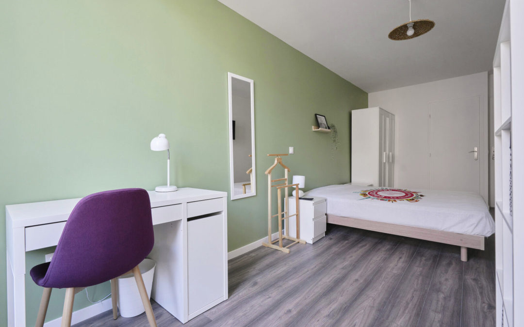 Chambre meublée de 12,33m2 – rue Solférino