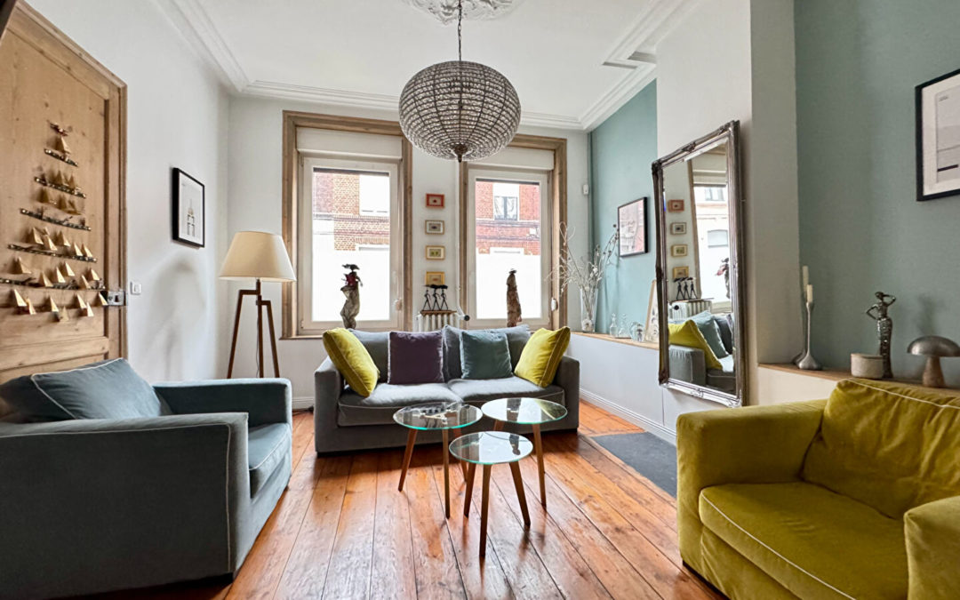 MAISON DE CARACTERE AVEC GRAND JARDIN – A DEUX PAS DE LILLE EUROPE