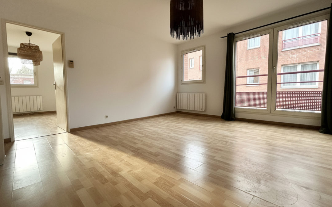 APPARTEMENT T2 AVEC PARKING ET CAVE – VAUBAN / GAMBETTA