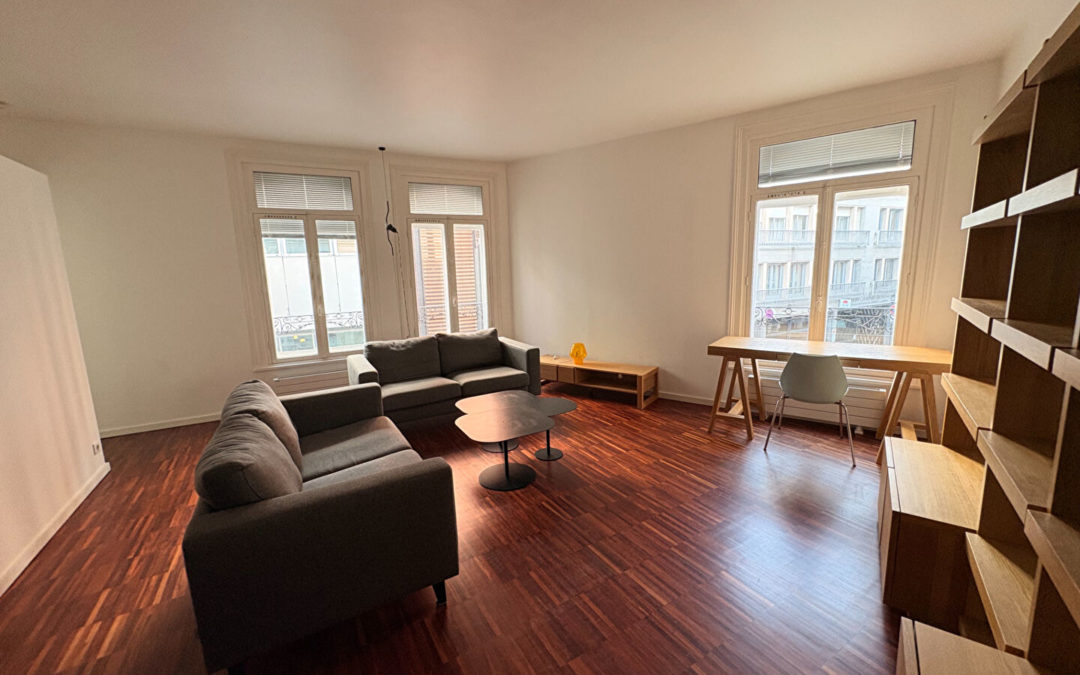 T2 MEUBLE de 68.58 m², rue du Court Debout – République