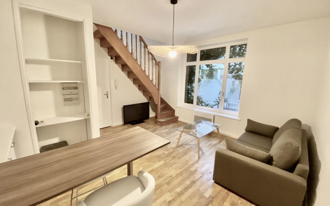 Très beau T2 duplex dans le Vieux-Lille !