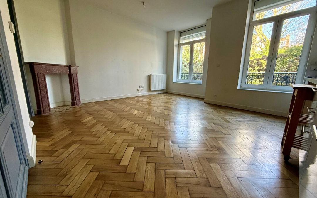 Rare sur le secteur : T3 67 m² en rez-de-chaussée dans résidence de standing ? Botanique